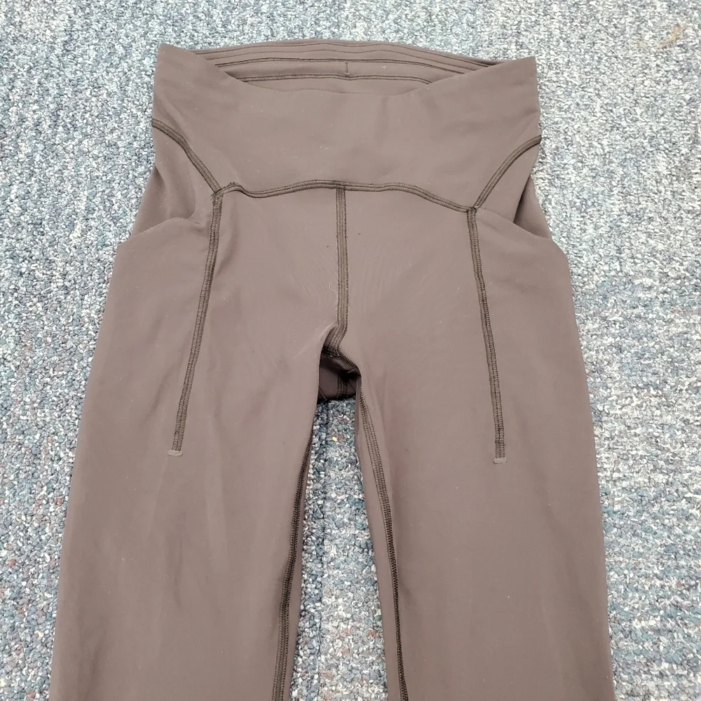 Lululemon Turning Point Tight - Black - Nulux - Size 4 - Picture 3 of 16